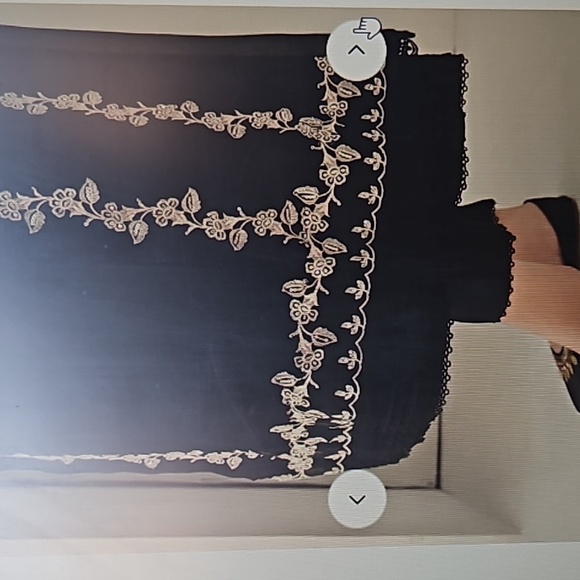 Pakistani 3 piece suit - Picture 3 of 8